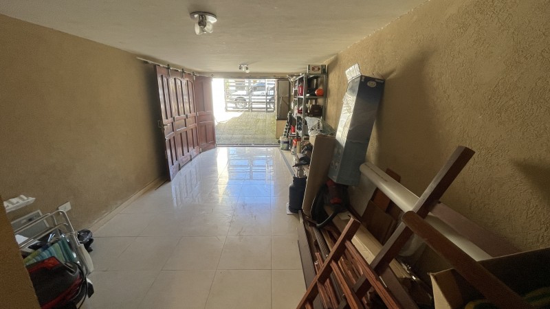 Ideal Triplex en Barrio San Rafel para Vivienda Permanente.