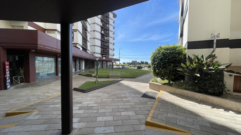 Departamento de 3 amb pleno centro.Edificio ancla. 
