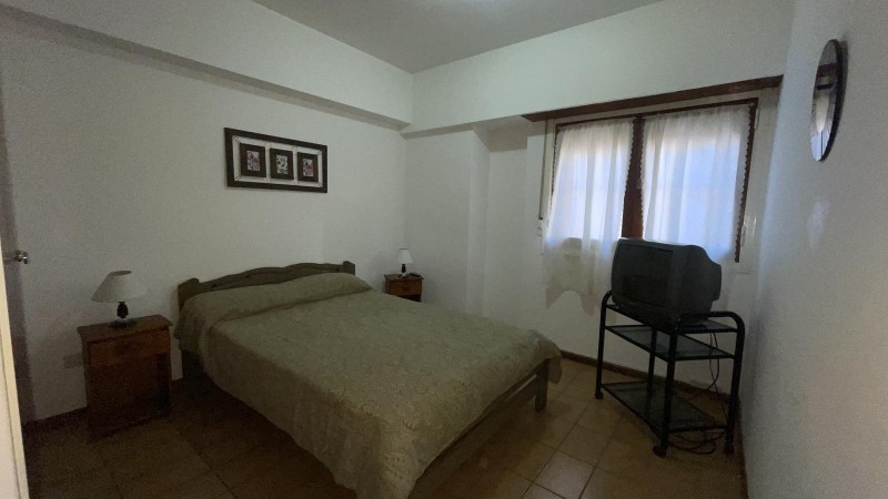 Departamento de 3 amb pleno centro.Edificio ancla. 