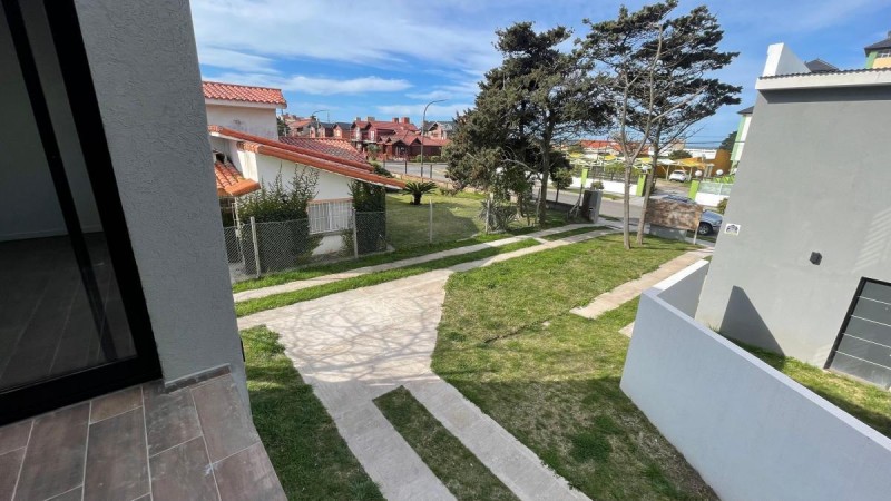 Hermosa Casa de 4 Ambientes a estrenar - Barrio San Rafael - Financiación!!!