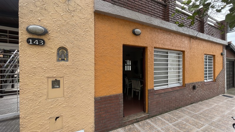 OPORTUNIDAD - Departamento 3 amb - Ideal vivienda permanente.