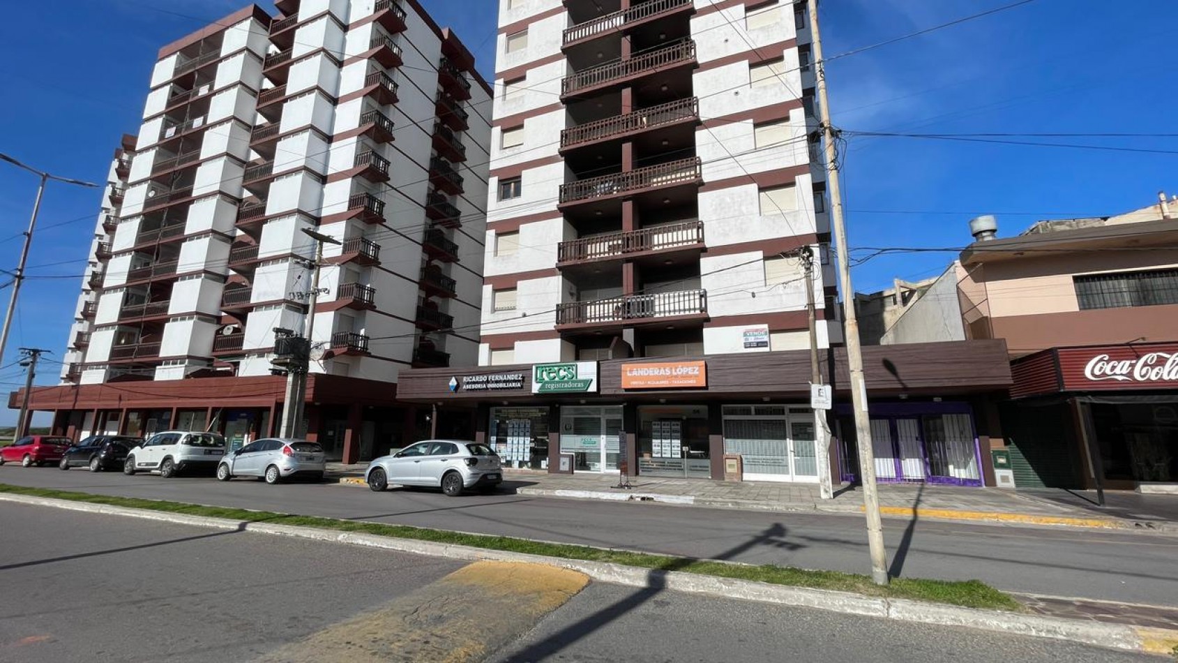 Gran Oportunidad - Dpto 3 Amb a mts del mar y centro peatonal!!!