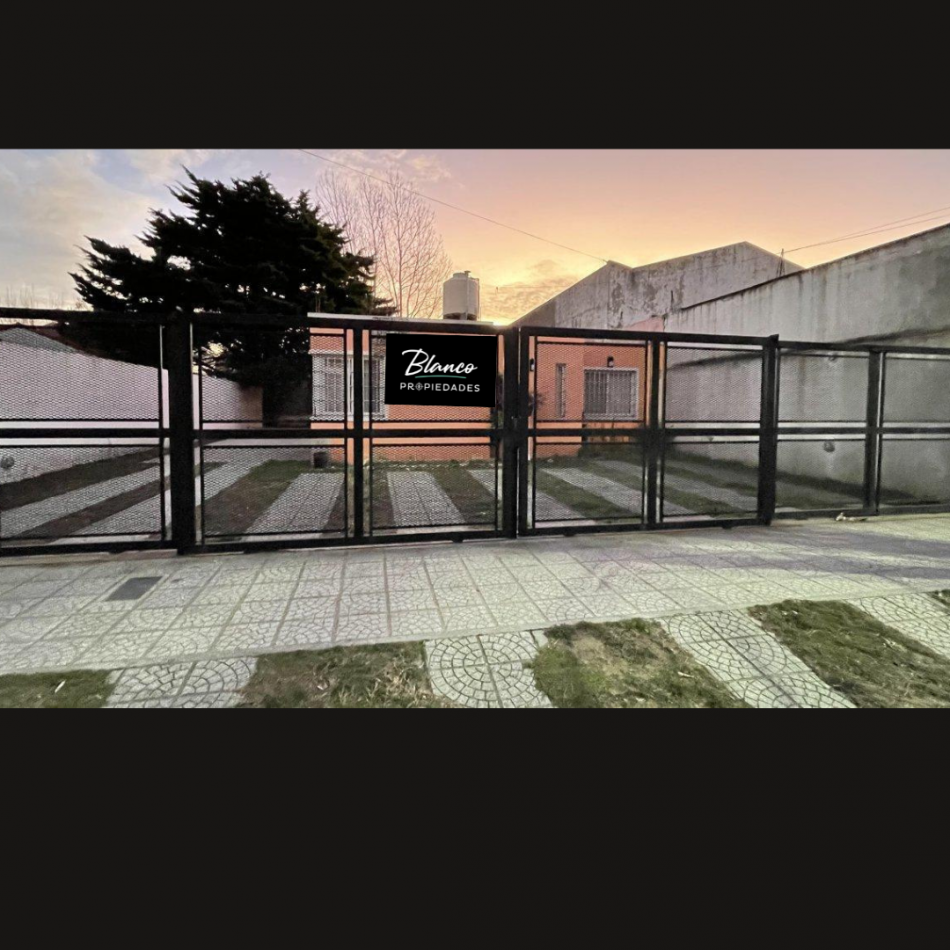 Oportunidad!!! 2 Departamentos en block s/lote de 500mts