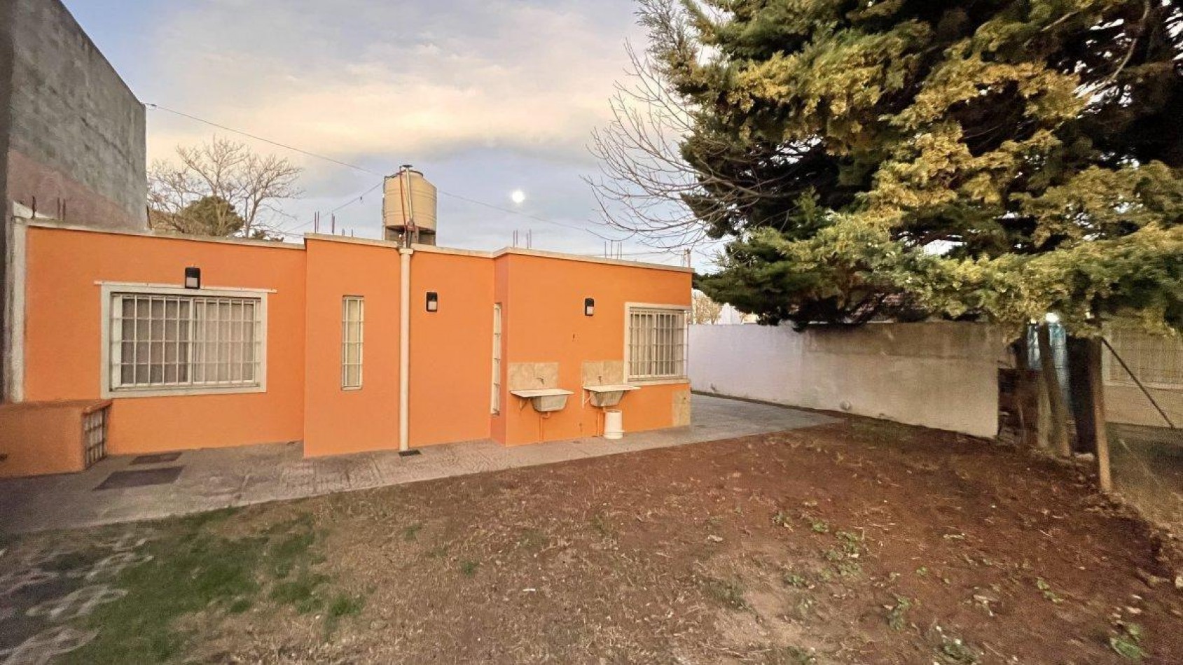 Oportunidad!!! 2 Departamentos en block s/lote de 500mts