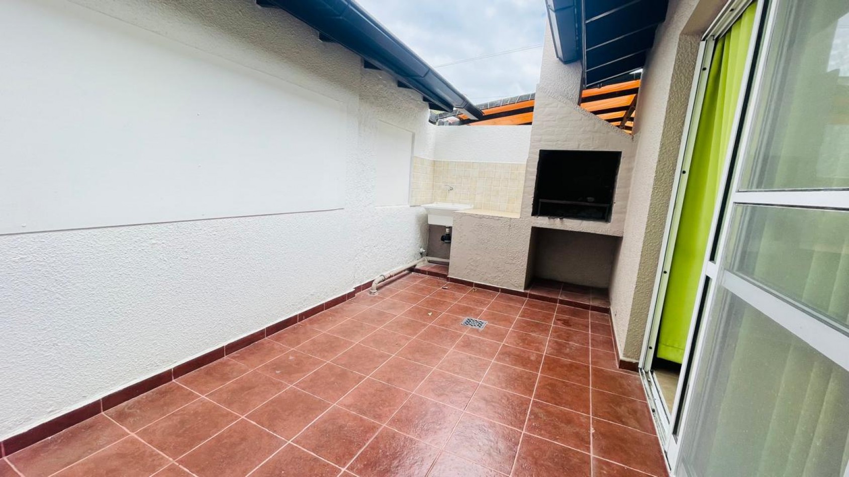 COMPLEJO ARCO IRIS II - VENTA DE DEPARTAMENTOS CON COCHERA - FINANCIACION!!!