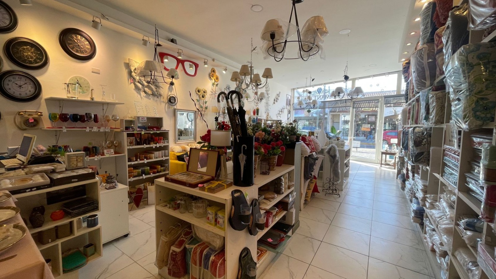 GRAN OPORTUNIDAD - VENTA DE FONDO DE COMERCIO!!!