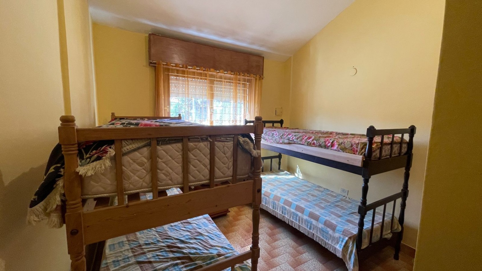 CASA 4 AMB + DPTO 2 AMB - OPORTUNIDAD