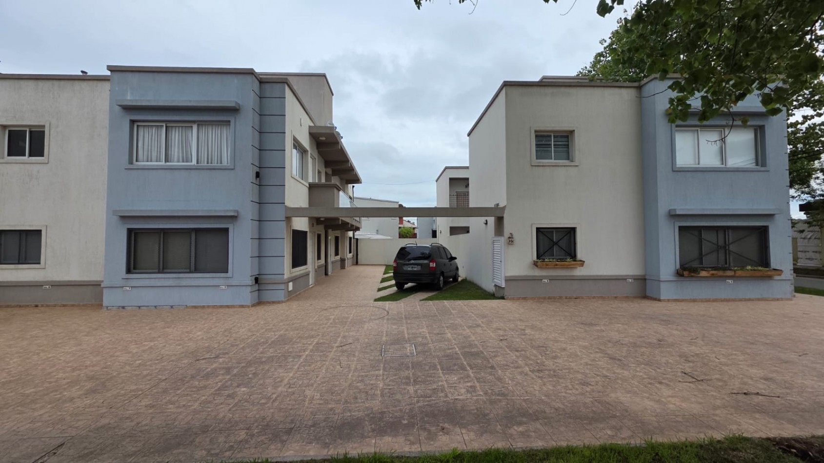 DPTO 2 AMBIENTES CON COCHERA