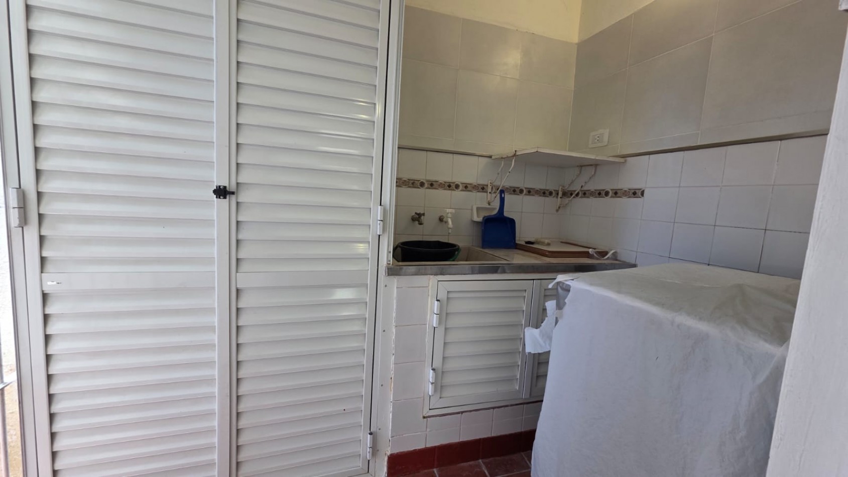 Hermoso departamento en pleno centro de 2 1/2 ambientes con muy bajas expensas!!