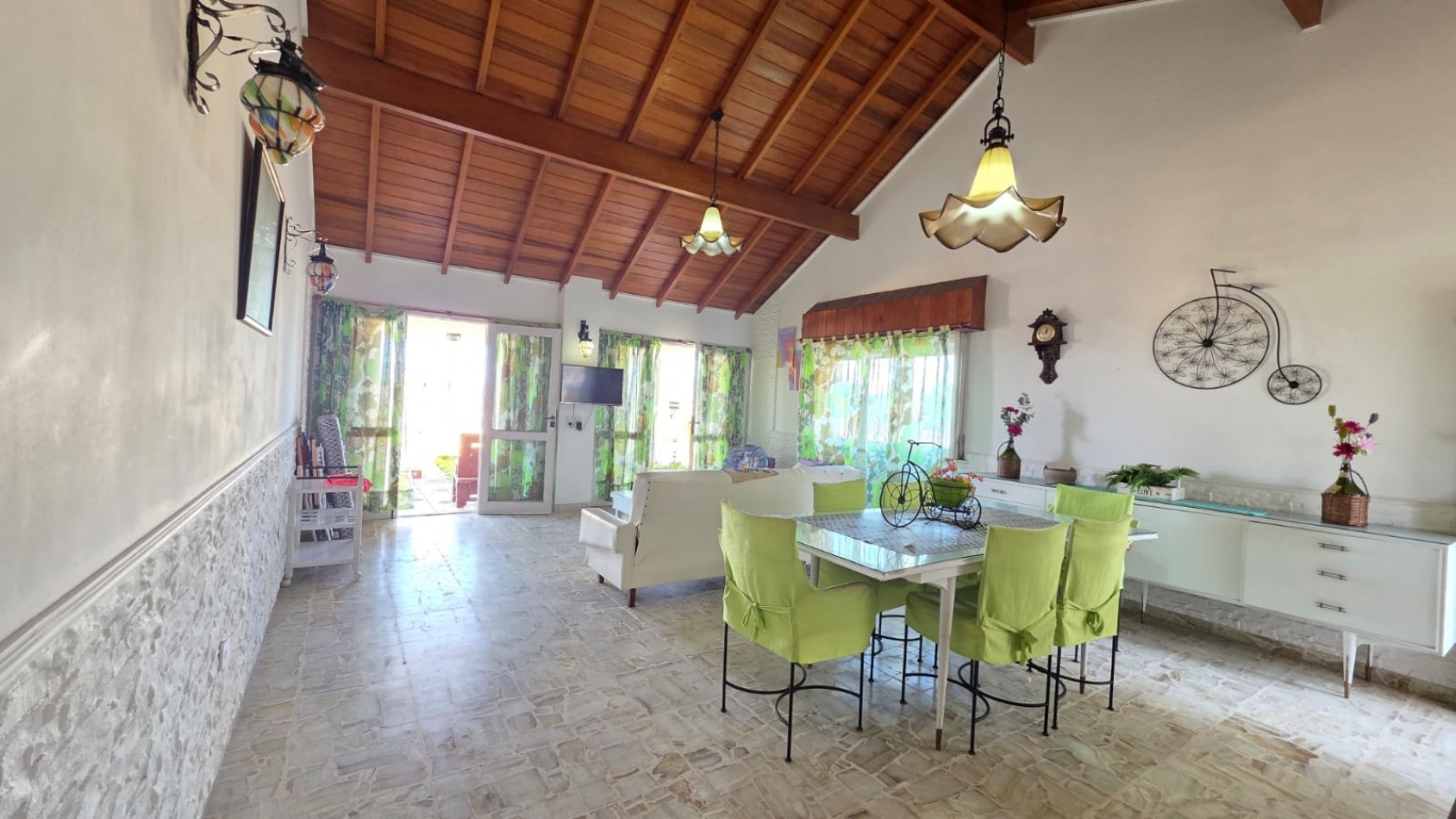 Hermosa casa de 4 ambientes + Departamento Frente al Mar!!!