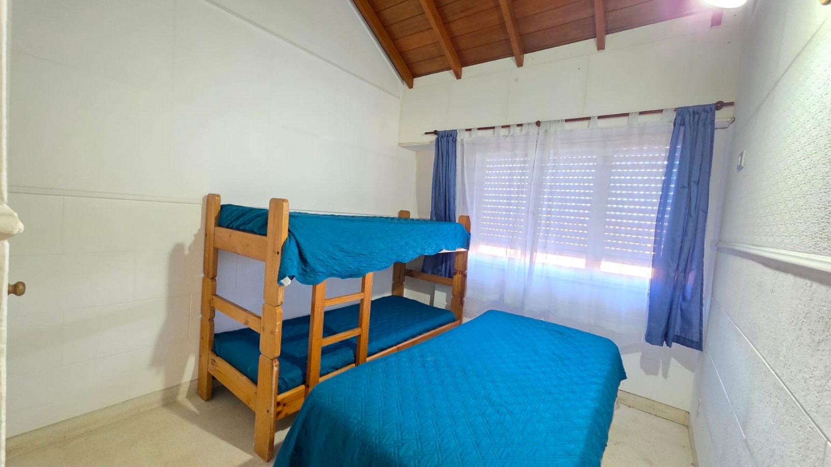 Hermosa casa de 4 ambientes + Departamento Frente al Mar!!!