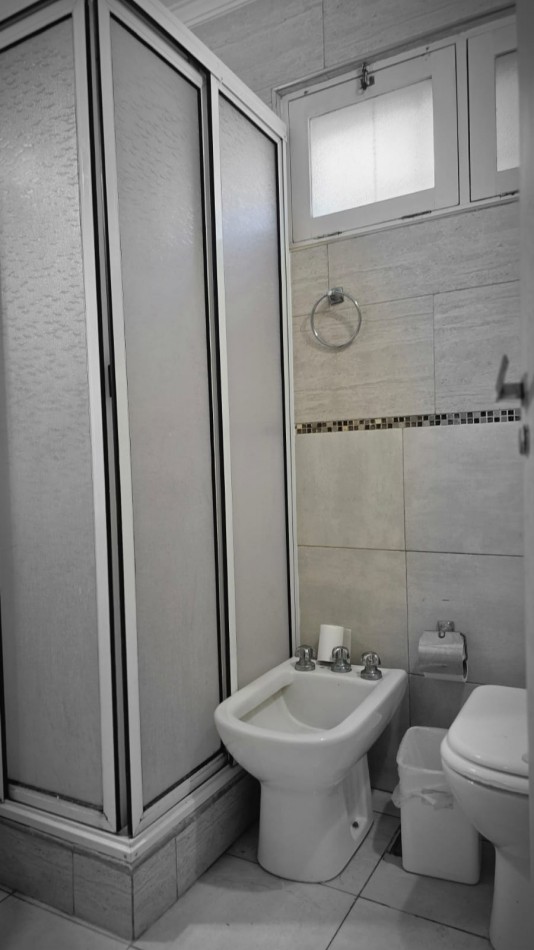 Hermosa casa de 4 ambientes + Departamento Frente al Mar!!!