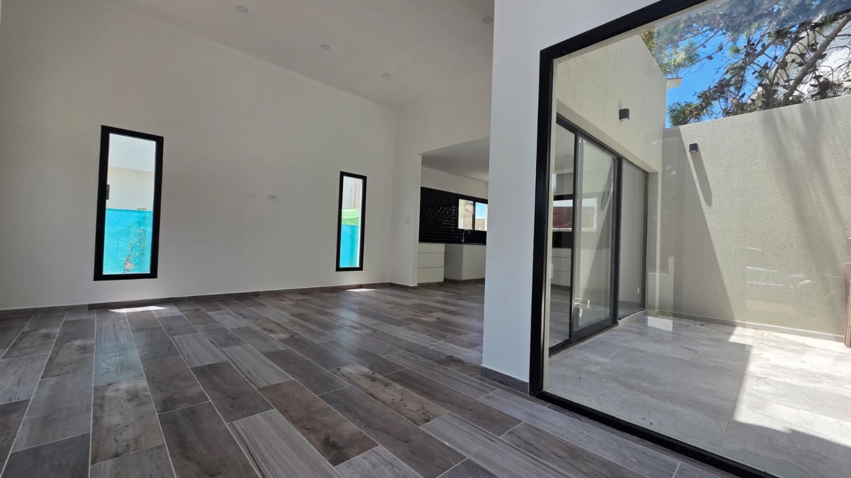 Espectacular casa de 4 ambientes a estrenar en Nueva Atlantis a 100mts del Mar!!!