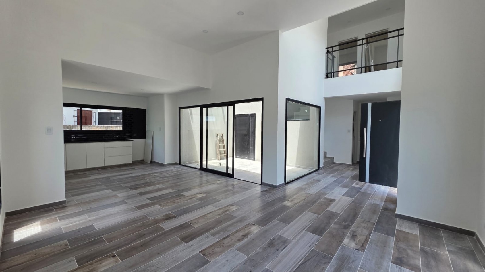 Espectacular casa de 4 ambientes a estrenar en Nueva Atlantis a 100mts del Mar!!!