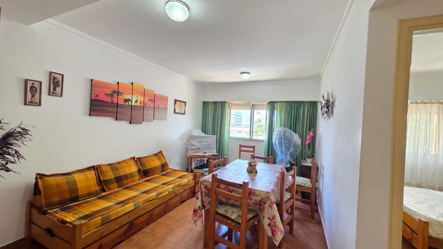 2 Ambientes al frente en pleno centro