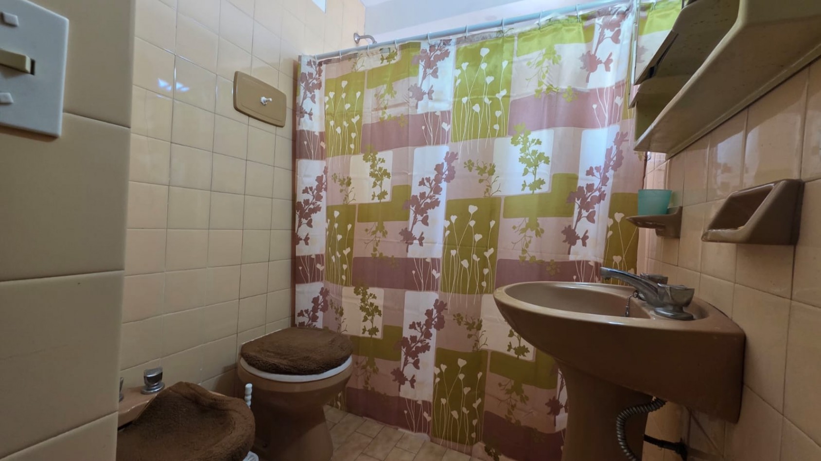 2 Ambientes al frente en pleno centro