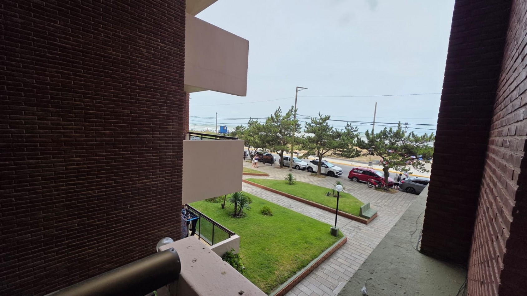 FRENTE AL MAR - UN AMBIENTE - EDIFICIO ANCLA