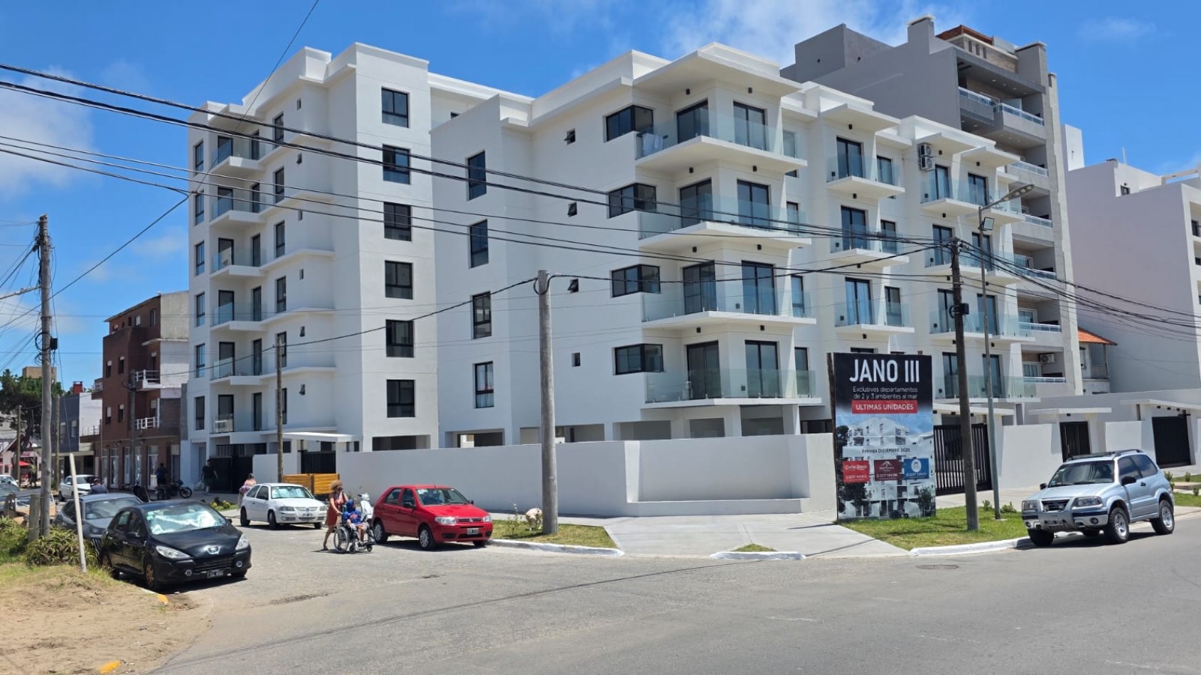 Complejo de Departamentos Frente al Mar JANO III