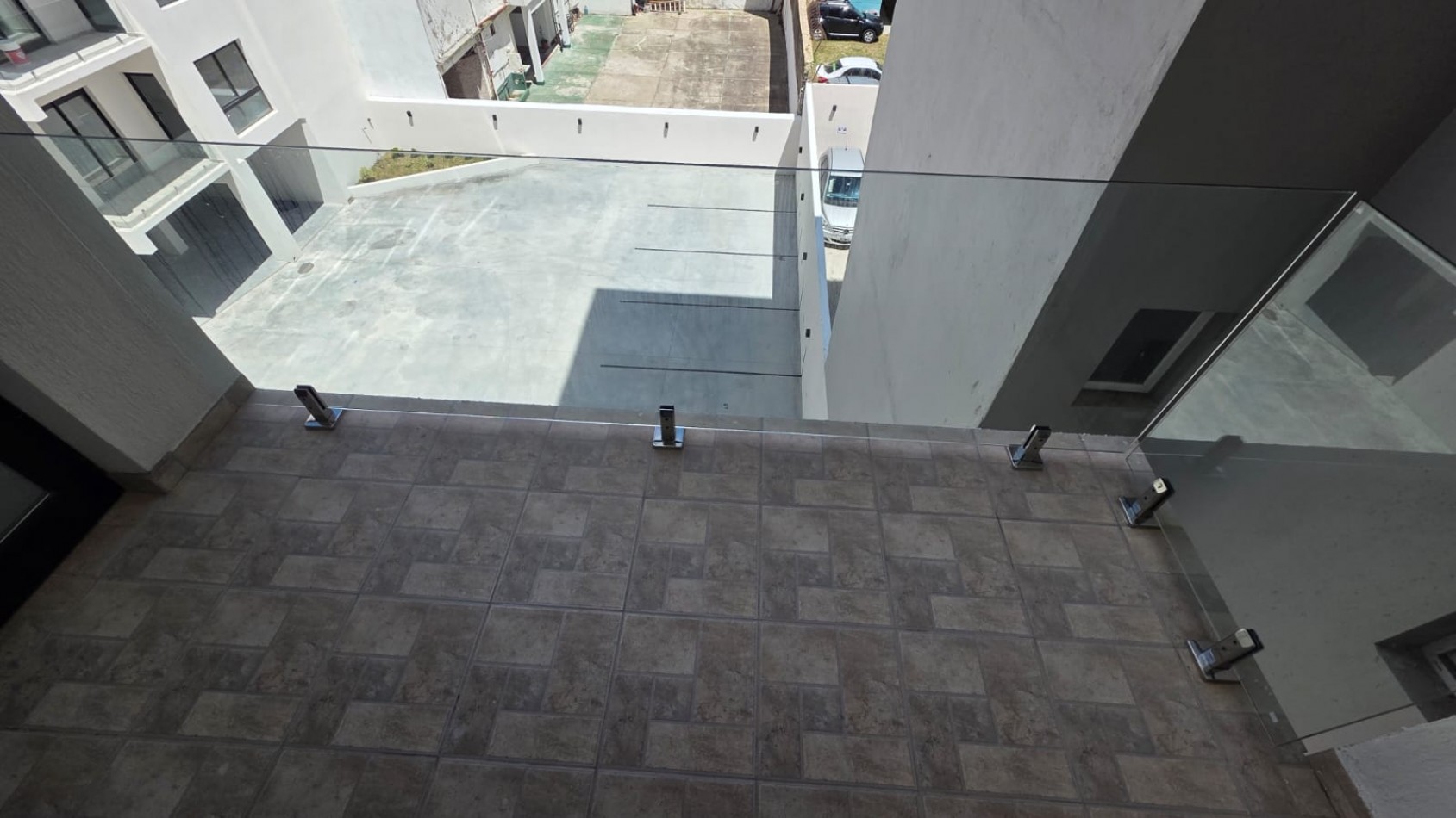 Complejo de Departamentos Frente al Mar JANO III