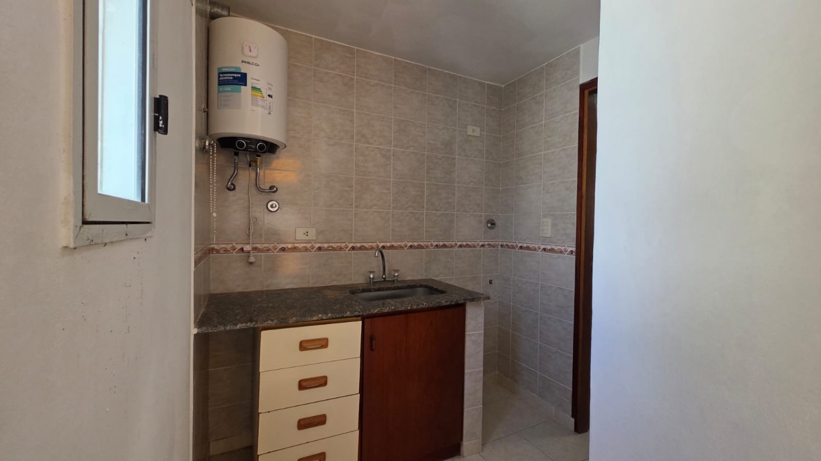 CASA 4 AMBIENTES A 150 MTS DEL MAR 