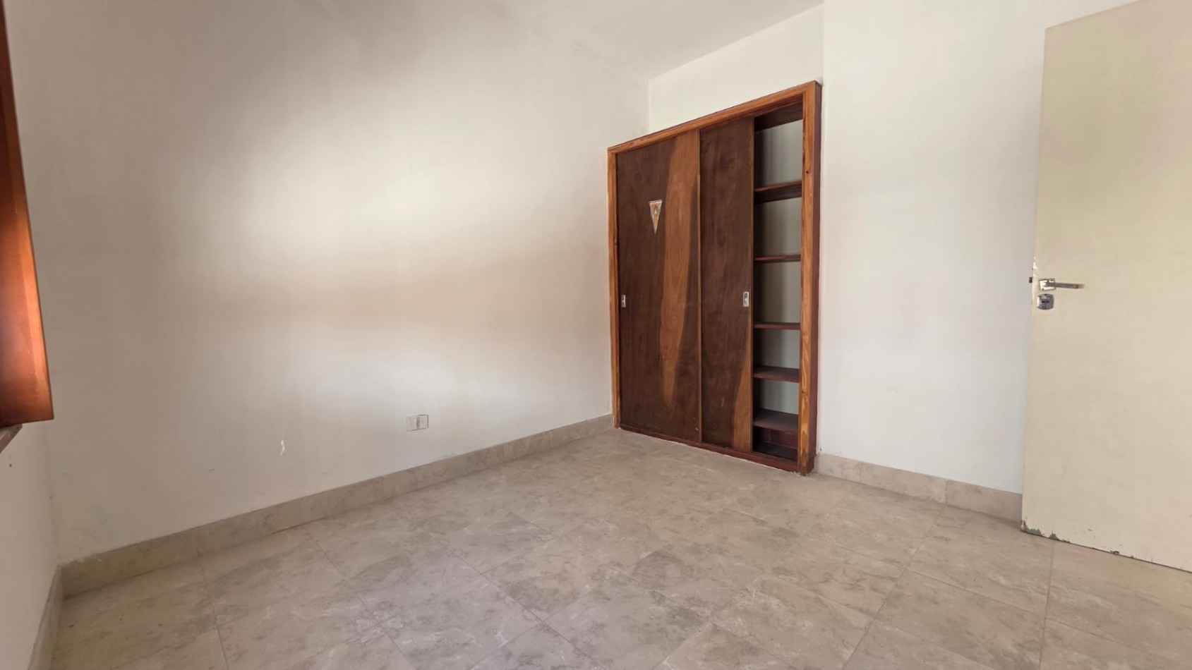 CASA 4 AMBIENTES A 150 MTS DEL MAR 