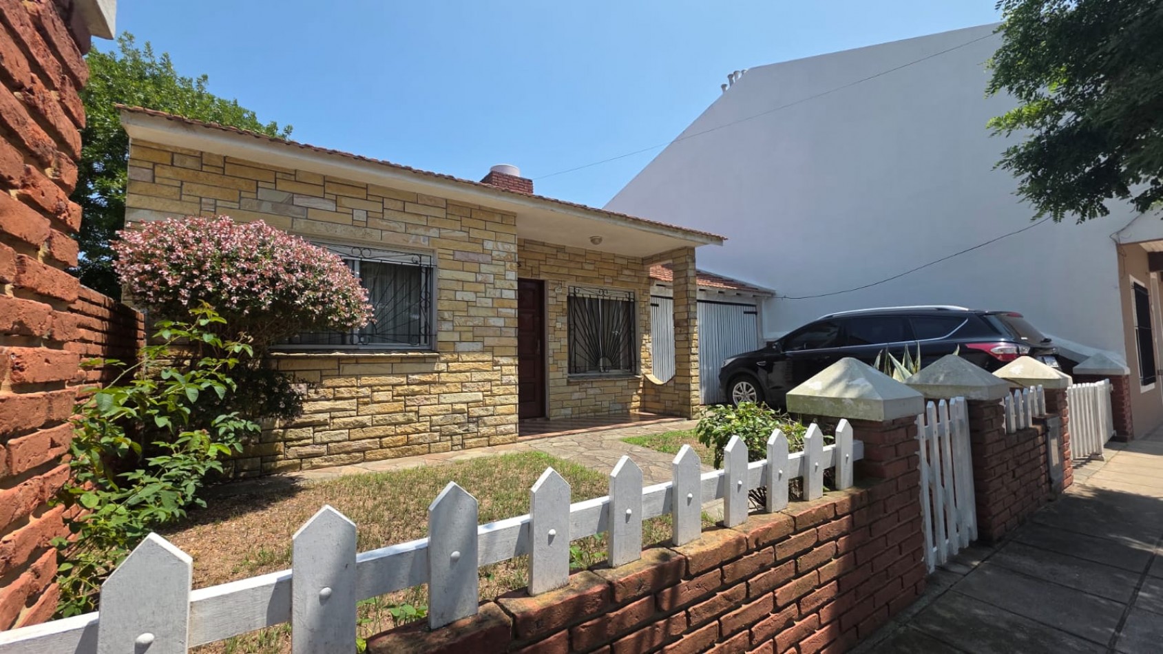 Hermosa Chalet de 4 ambientes amplios - Ideal Vivienda Permanente