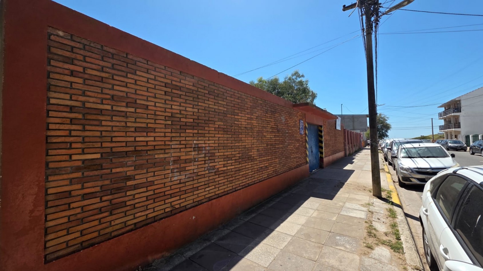 IMPORTANTE LOTE COMERCIAL - IDEAL PARA INVERSOR!!!