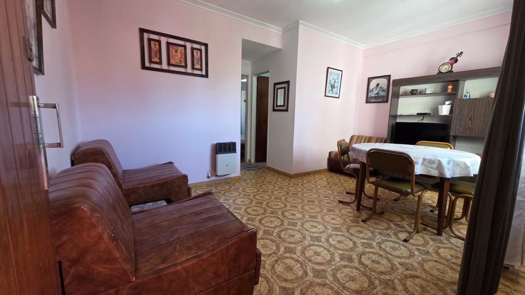 Ideal para inversion - 2 Ambientes en pleno centro con gas natural!!!