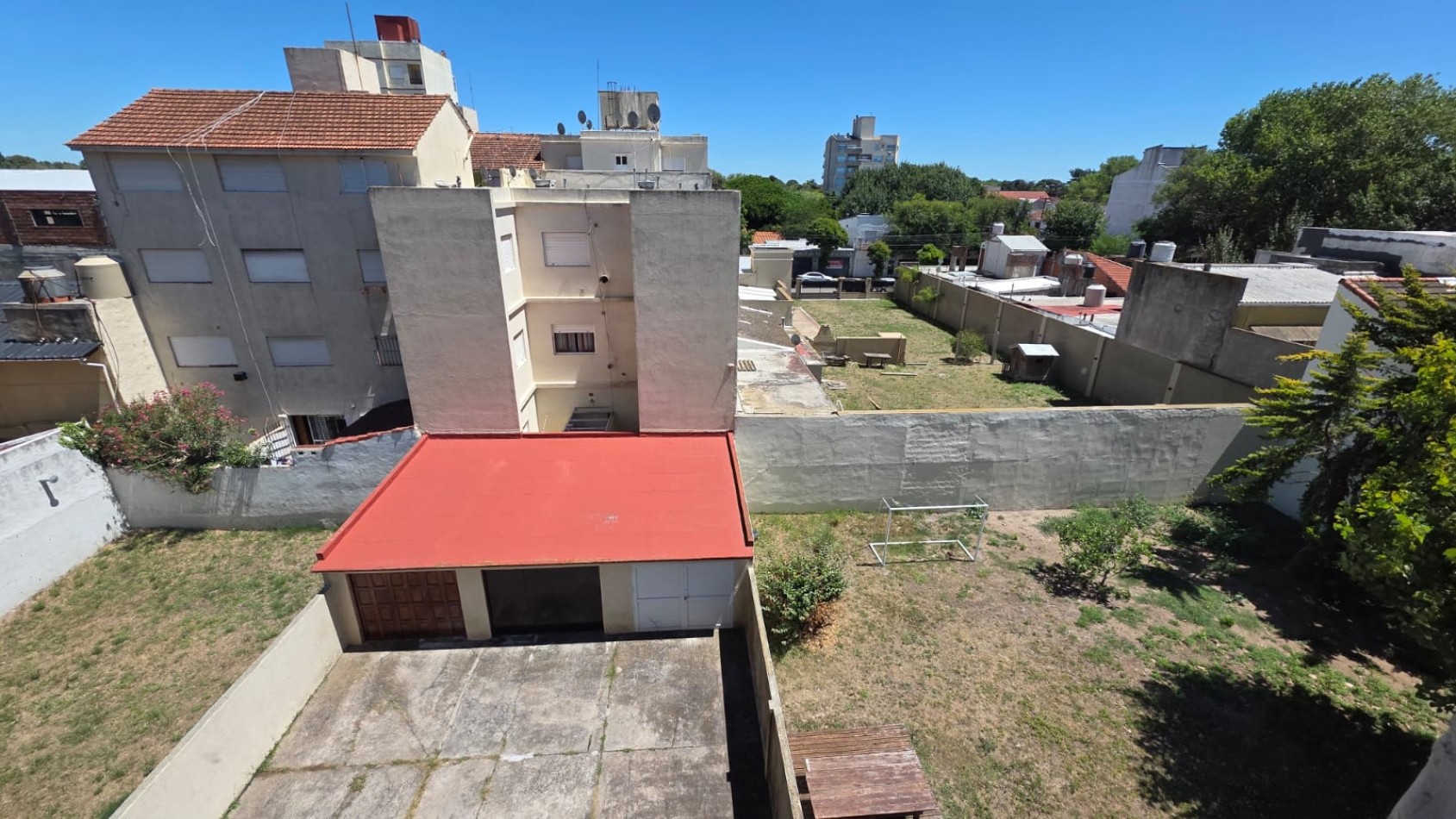 Ideal para inversion - 2 Ambientes en pleno centro con gas natural!!!