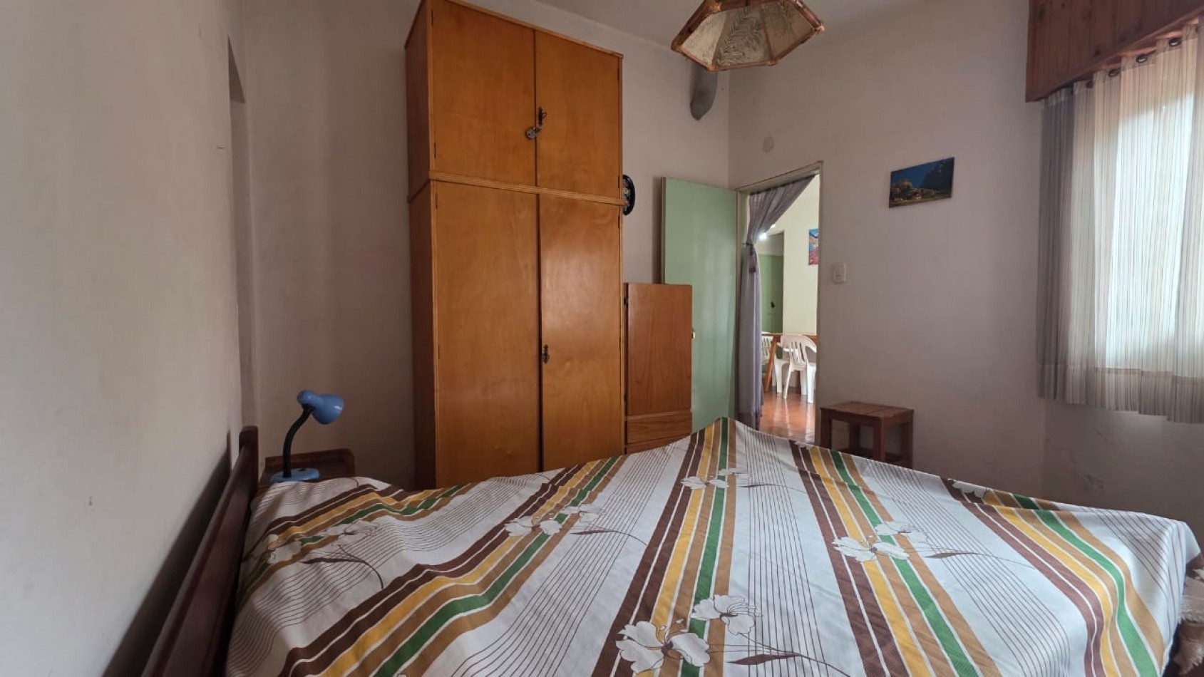 OPORTUNIDAD - 3 AMB CON GARAJE Y GAS NATURAL A REMODELAR!!!