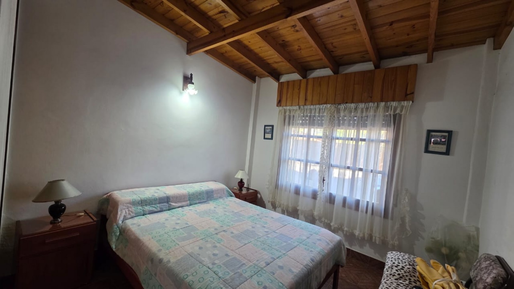 Complejo de 4 Departamentos sobre lote de 400mts - Pleno centro - Gran Oportunidad de inversion!!!