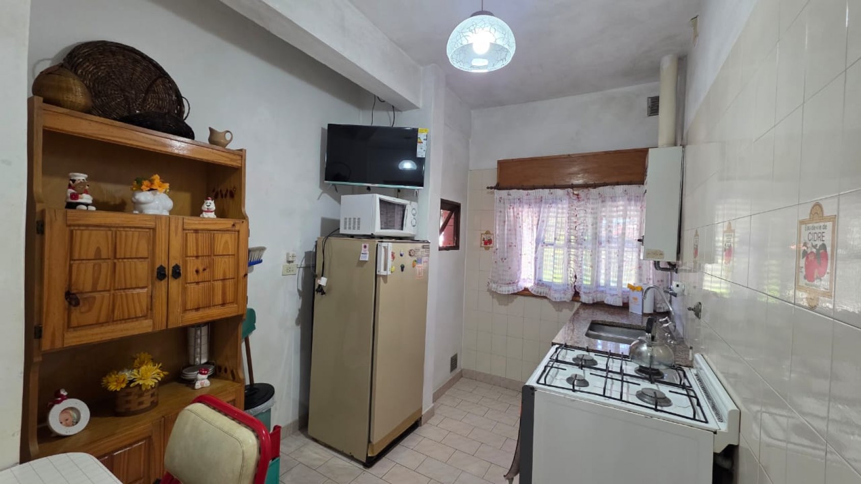 Complejo de 4 Departamentos sobre lote de 400mts - Pleno centro - Gran Oportunidad de inversion!!!