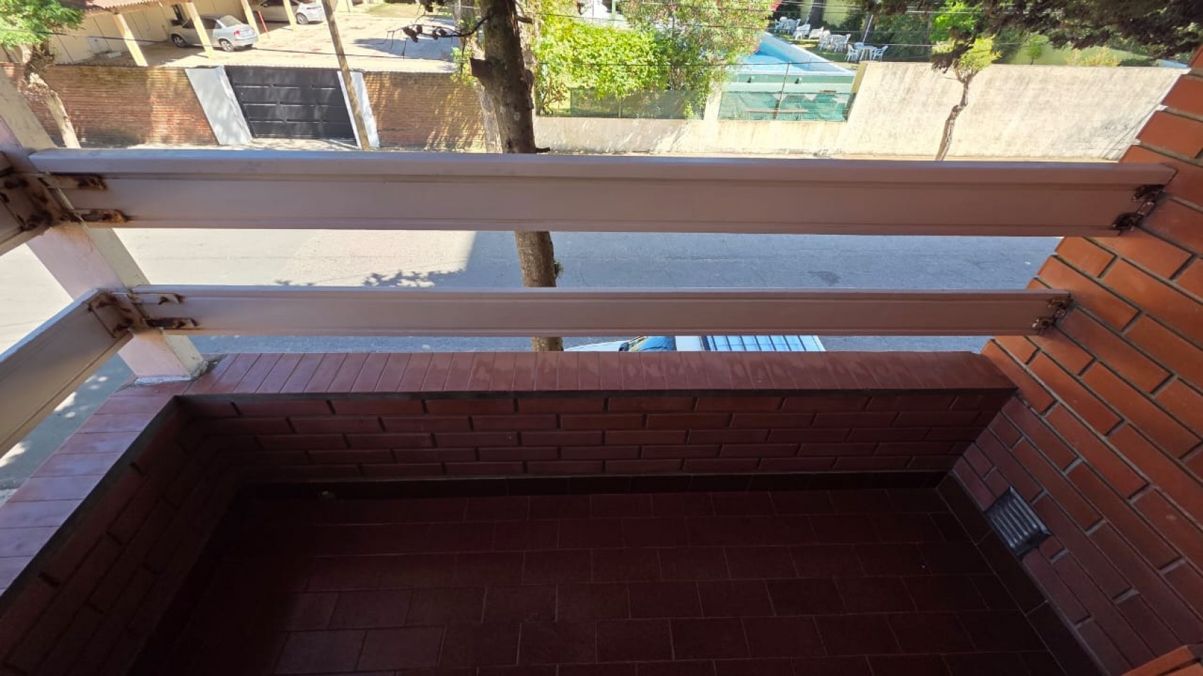 Complejo de 4 Departamentos sobre lote de 400mts - Pleno centro - Gran Oportunidad de inversion!!!