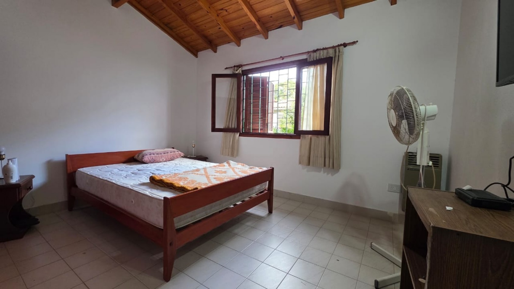 DUPLEX 3 AMBIENTES AMPLIO - TODOS LOS SERVICIOS