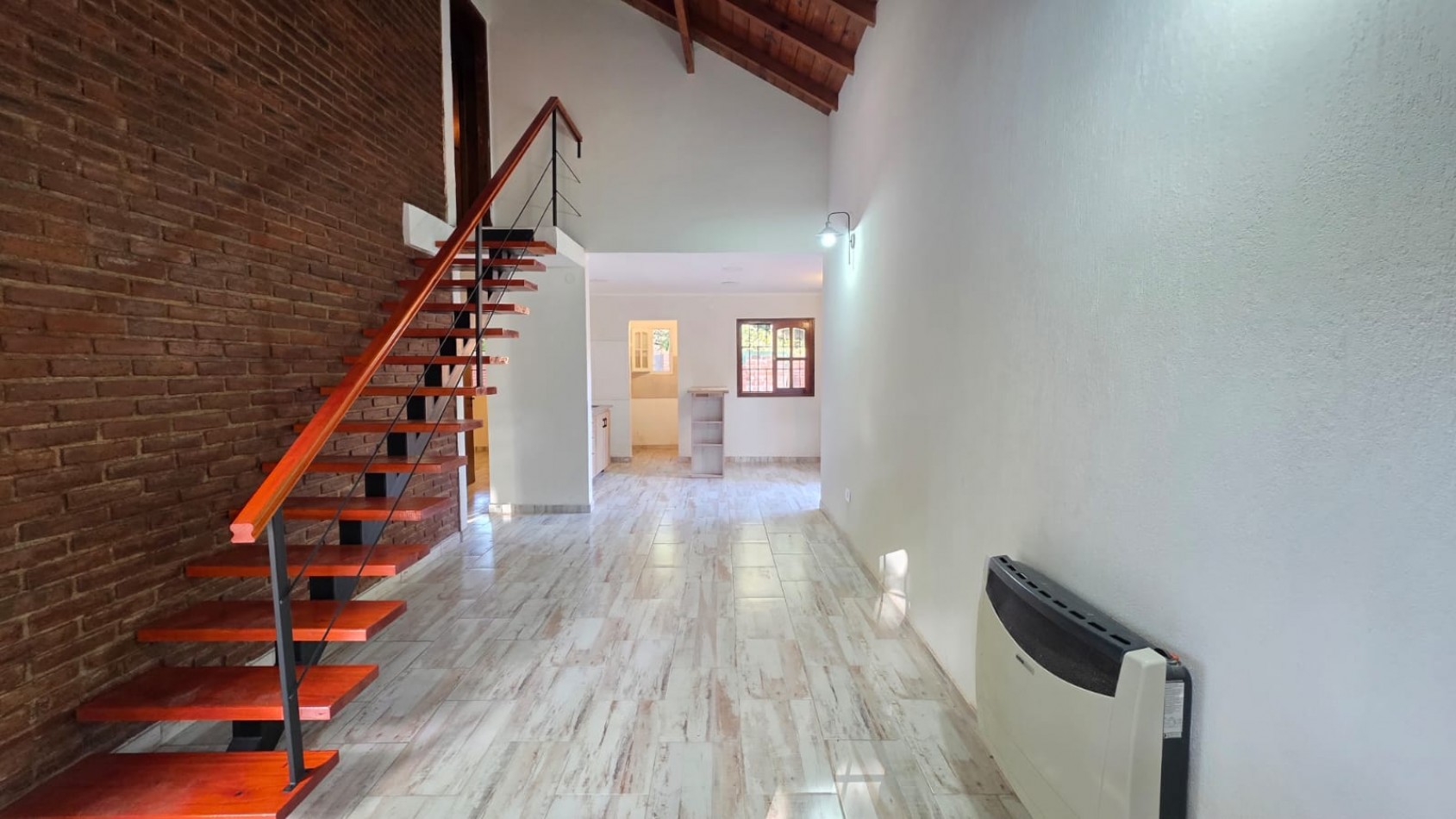 CASA 4 AMBIENTES EN SAN RAFAEL - IDEAL VIVIENDA PERMANENTE
