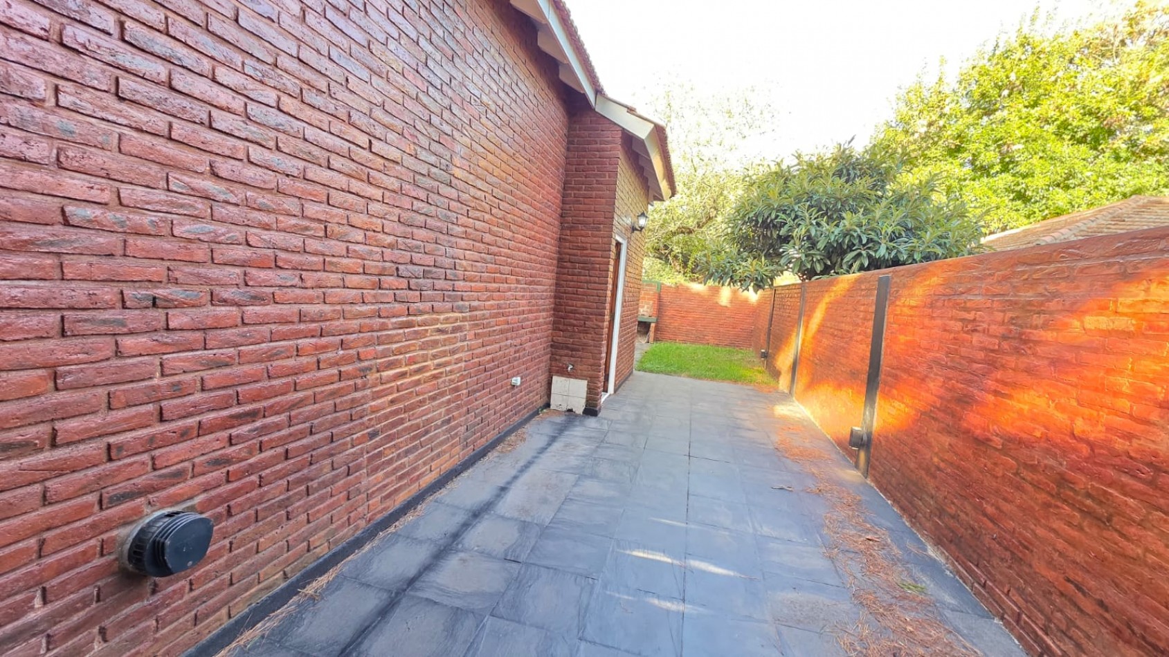 CASA 4 AMBIENTES EN SAN RAFAEL - IDEAL VIVIENDA PERMANENTE