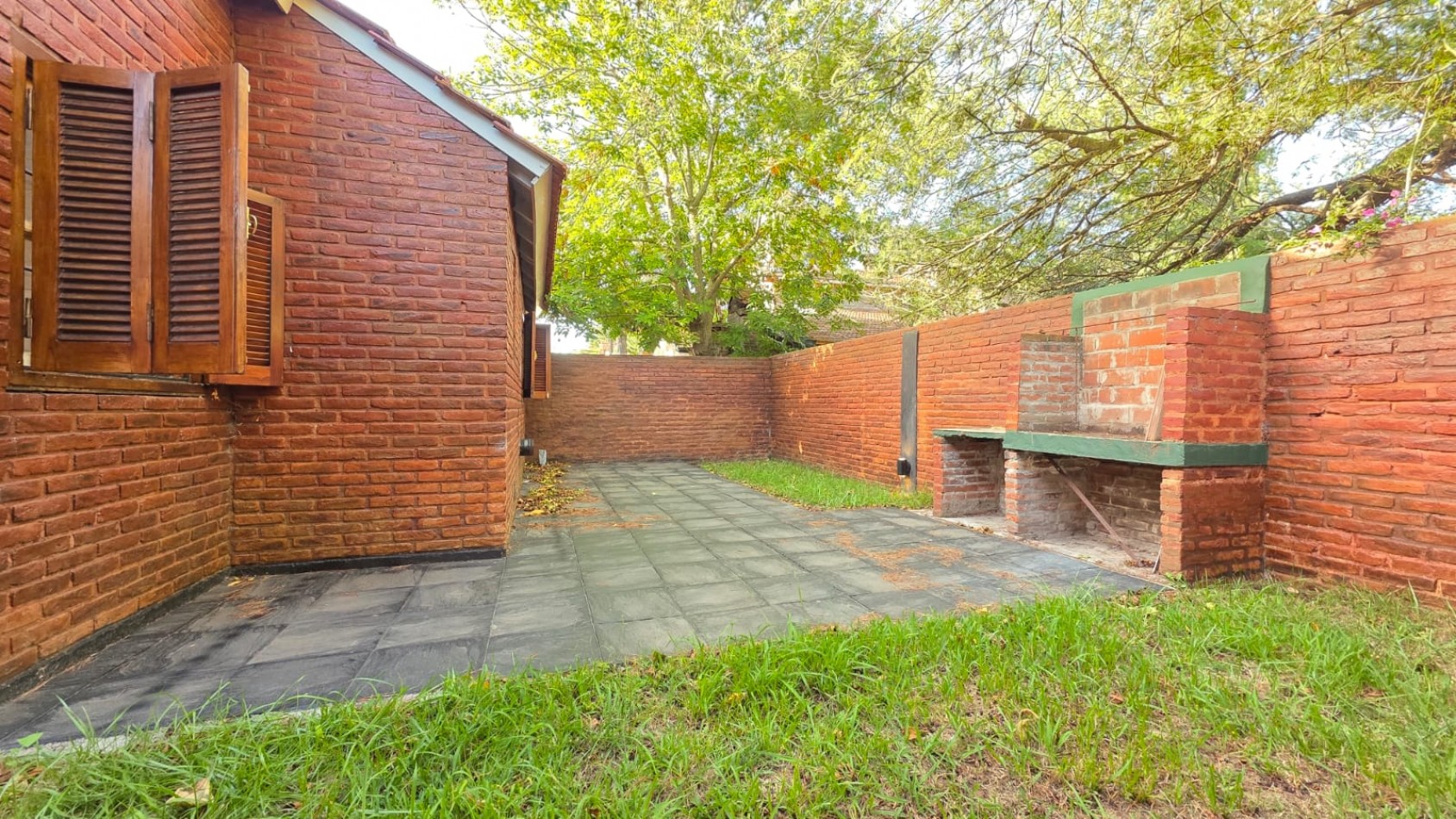 CASA 4 AMBIENTES EN SAN RAFAEL - IDEAL VIVIENDA PERMANENTE