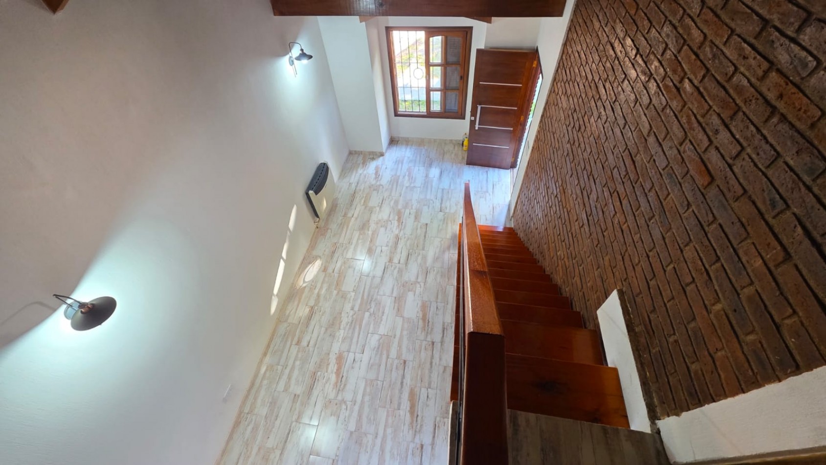 CASA 4 AMBIENTES EN SAN RAFAEL - IDEAL VIVIENDA PERMANENTE