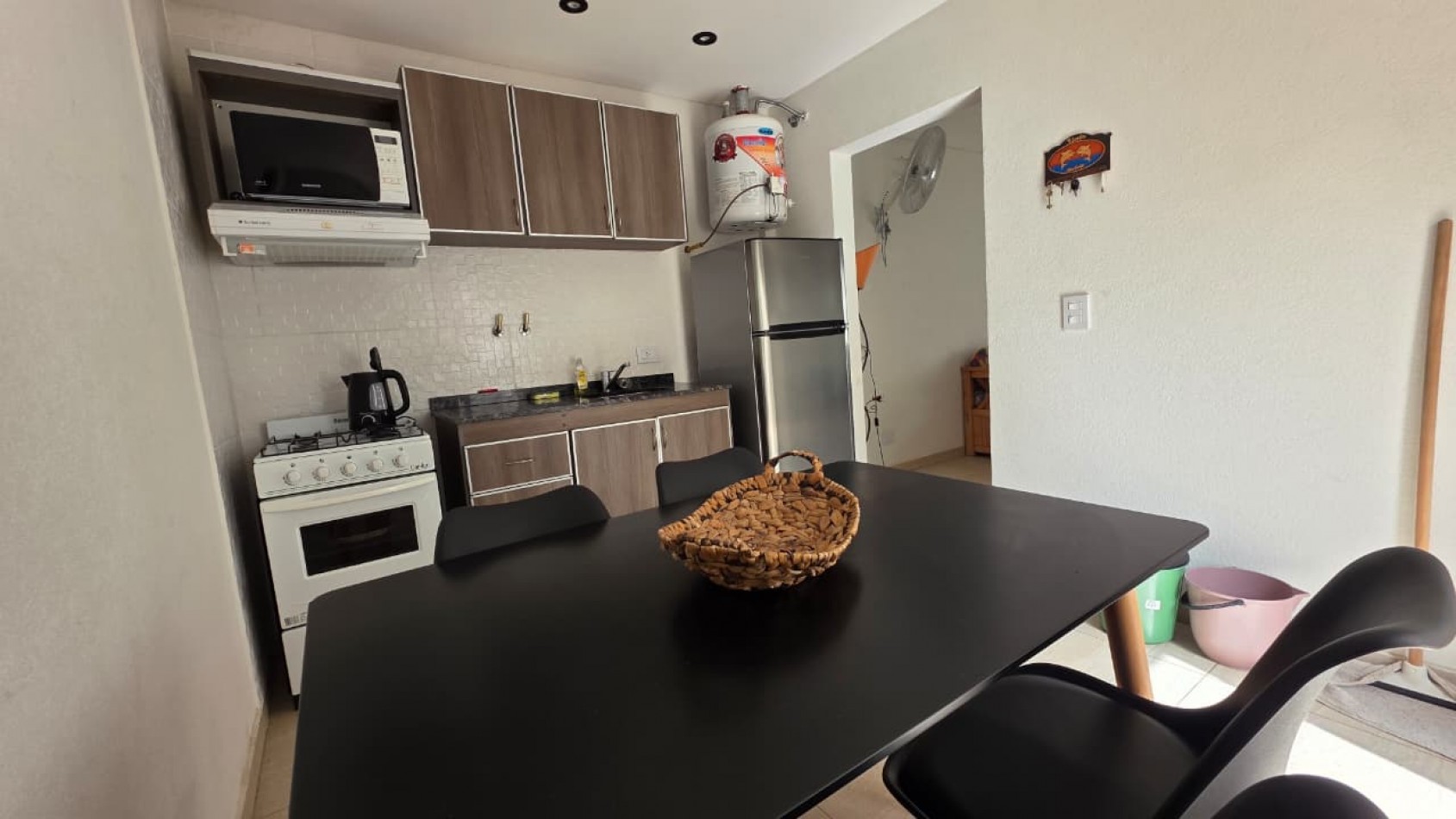 DPTO 2 AMBIENTES CON COCHERA