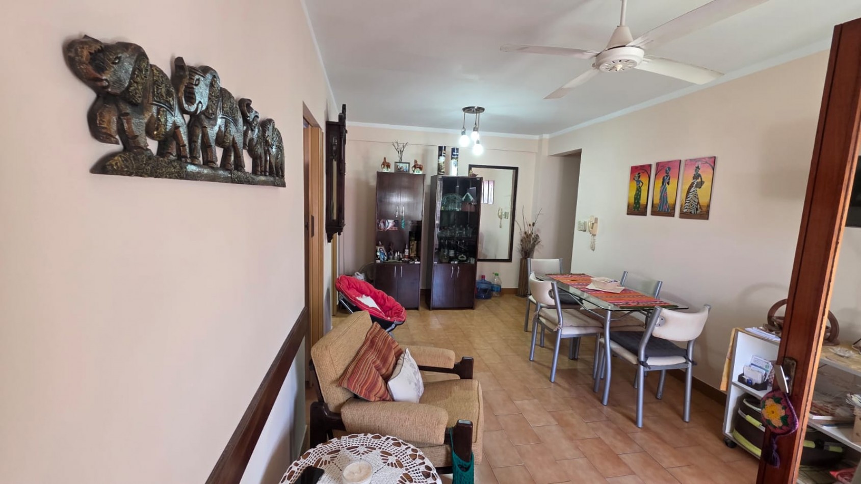 Hermoso Departamento de 2 Ambientes con Cochera en Barrio San Rafael