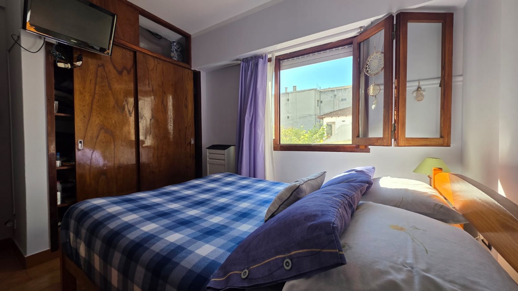 Hermoso Departamento de 2 Ambientes con Cochera en Barrio San Rafael