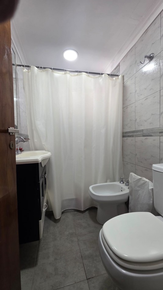 Hermoso Departamento de 2 Ambientes con Cochera en Barrio San Rafael