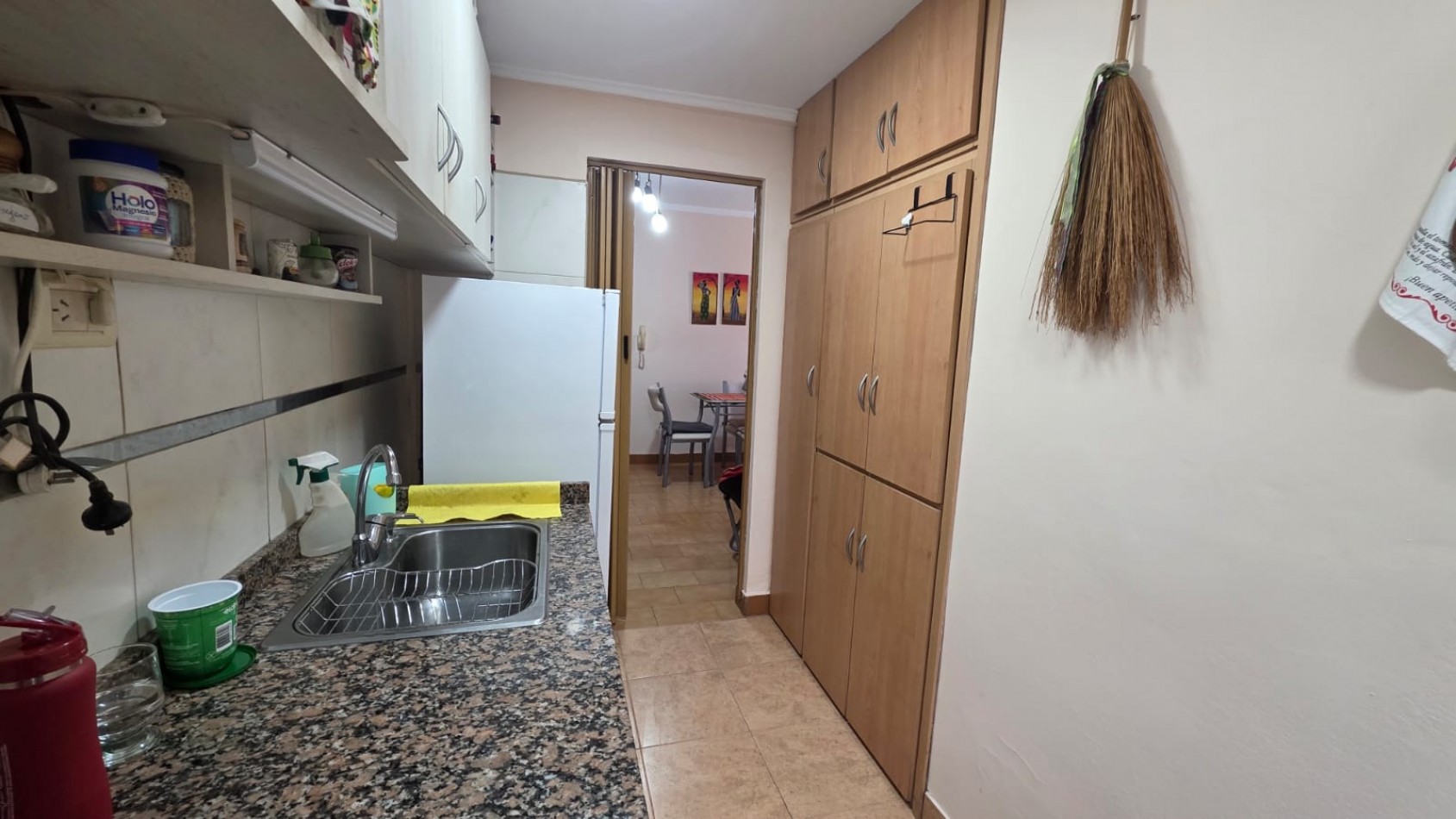 Hermoso Departamento de 2 Ambientes con Cochera en Barrio San Rafael