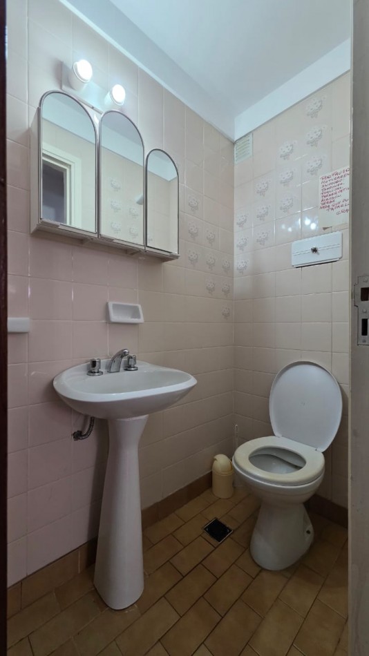 Gran Oportunidad - Dpto 3 Amb a mts del mar y centro peatonal!!!