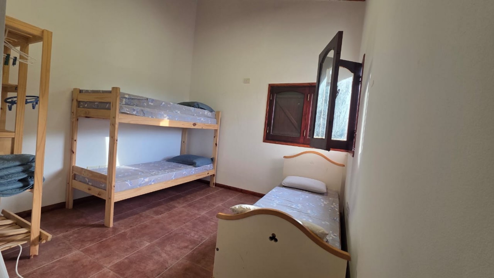 Duplex de 4 ambientes en Barrio el Silvio.