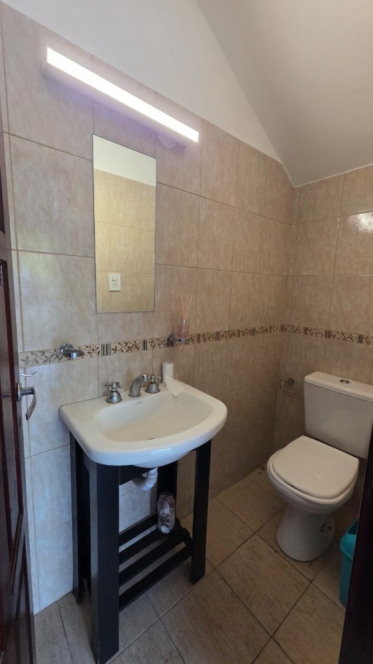 Duplex de 4 ambientes en Barrio el Silvio.