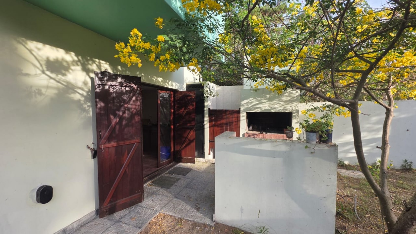 Duplex de 4 ambientes en Barrio el Silvio.