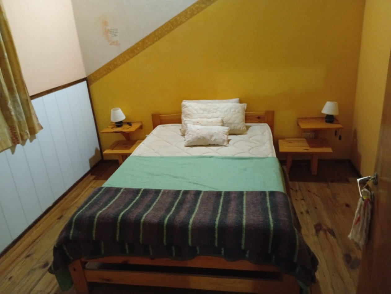 Complejo de Departamentos y Local.- Ubicado en Pleno centro de Mar de Ajo