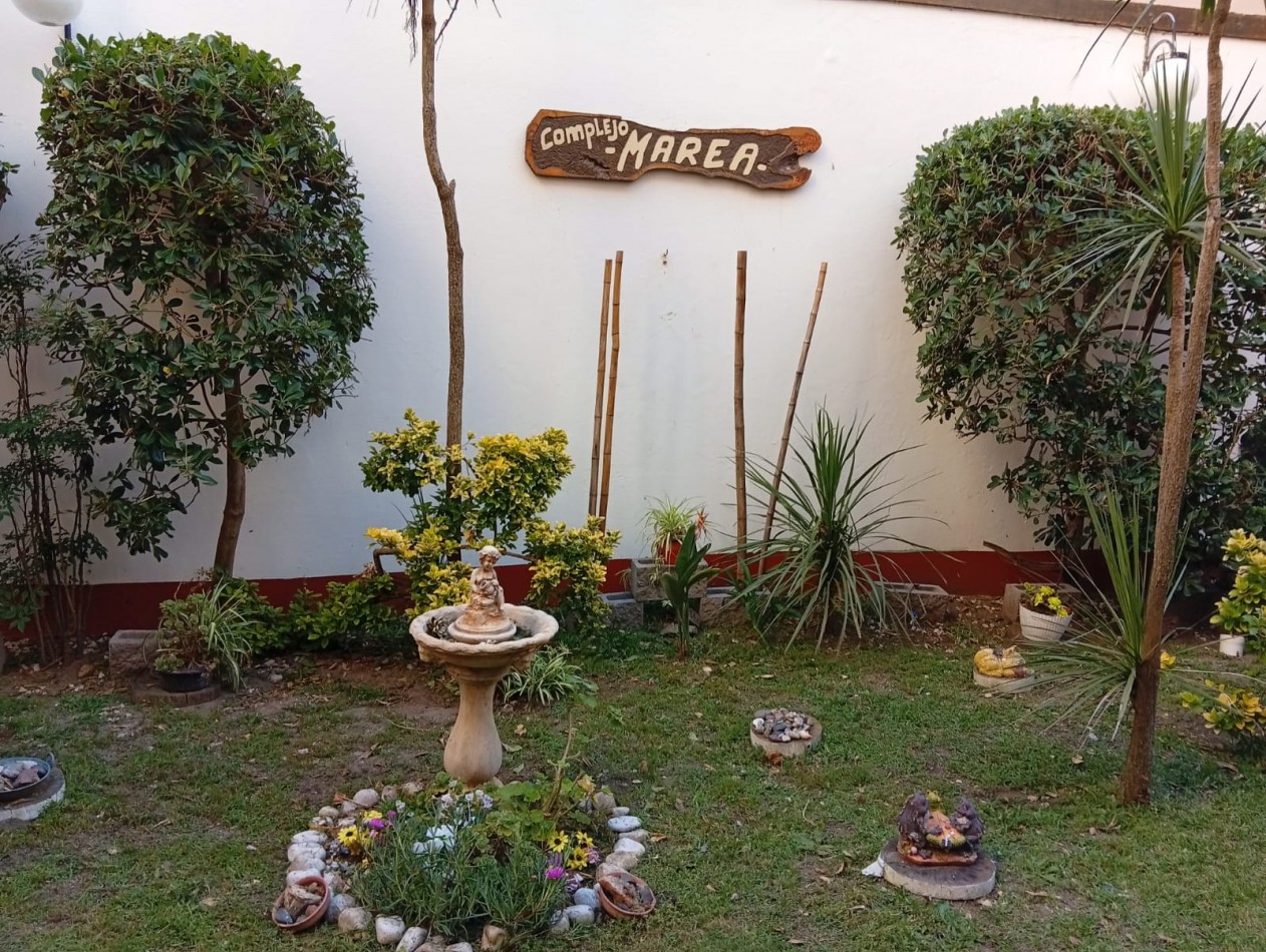 Complejo de Departamentos y Local.- Ubicado en Pleno centro de Mar de Ajo