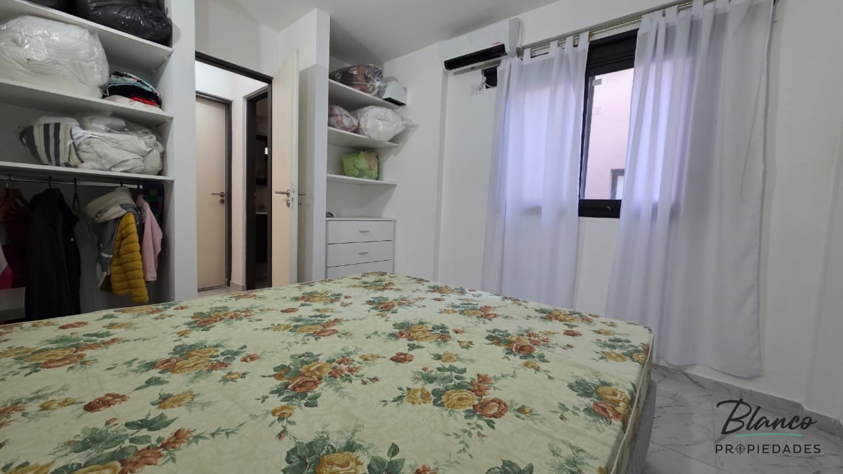 HERMOSO DPTO DE 3 AMBIENTES A MTS DEL MAR CON TERRAZA PROPIA!!!